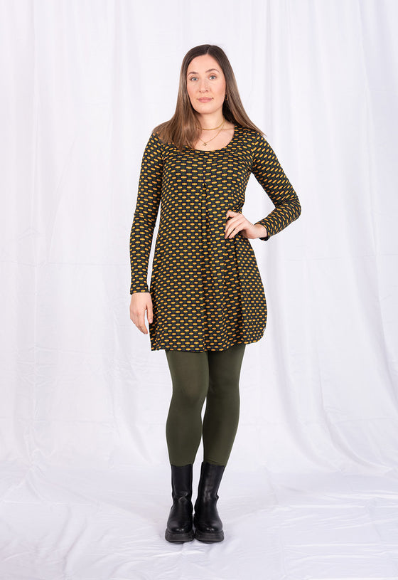 Kurzes Langarm-Kleid mit Kellerfalte - VD05W23