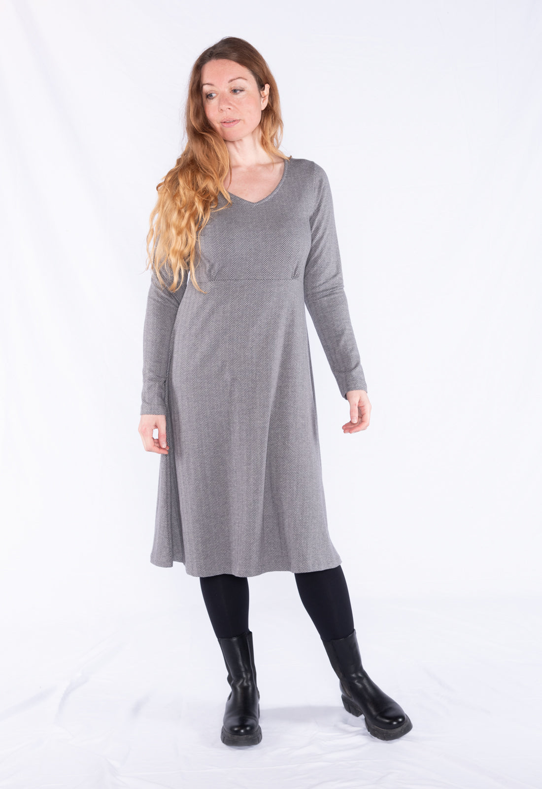 Flared V-neck dress - W24Dress-G5