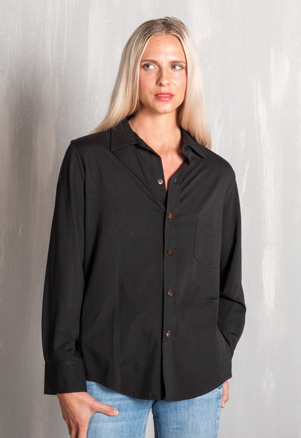 W25Blouse-G1 – Klassische Jerseybluse mit Knopfleiste – GOTS-zertifiziert