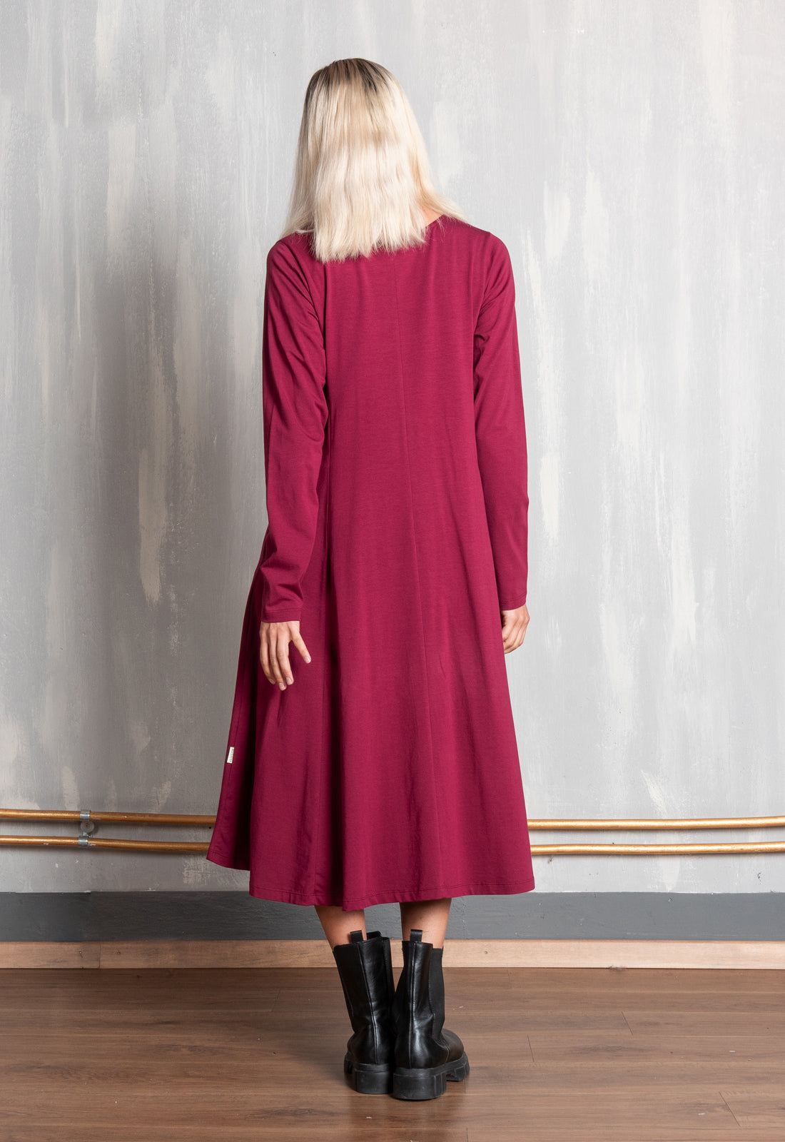 W25Dress-G2 –Langes Jersey-Kleid in A-Linie – GOTS-zertifiziert