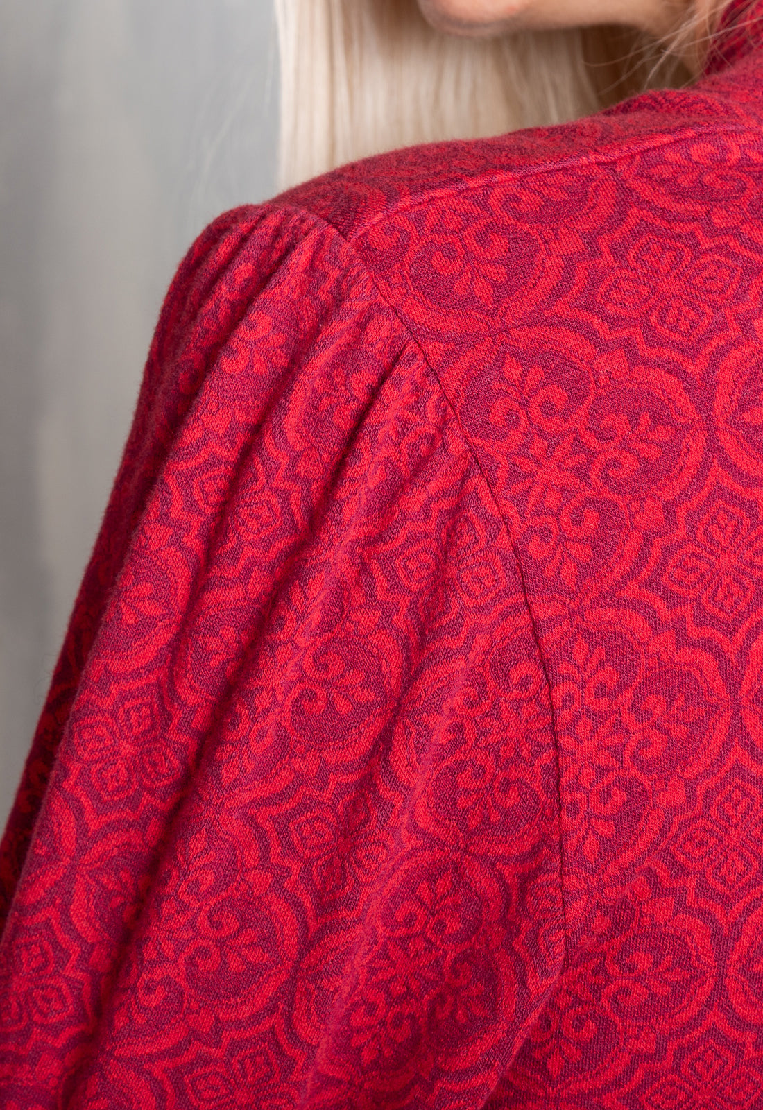 W25Dress-G4 – Kleid mit hohem Kragen & V-Ausschnitt – GOTS-zertifiziert