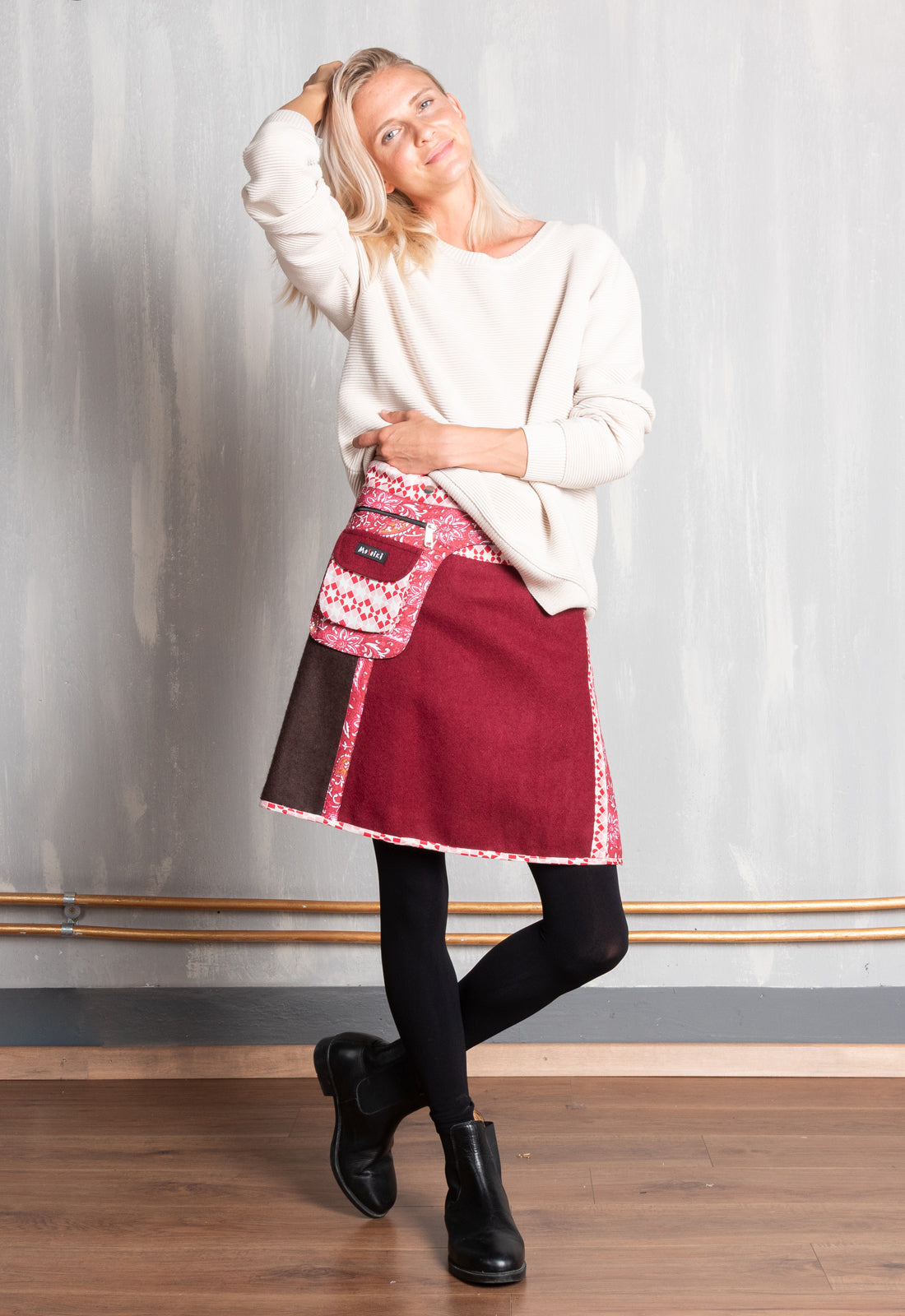 Hot Cookie 1 Wool W25 - 48cm