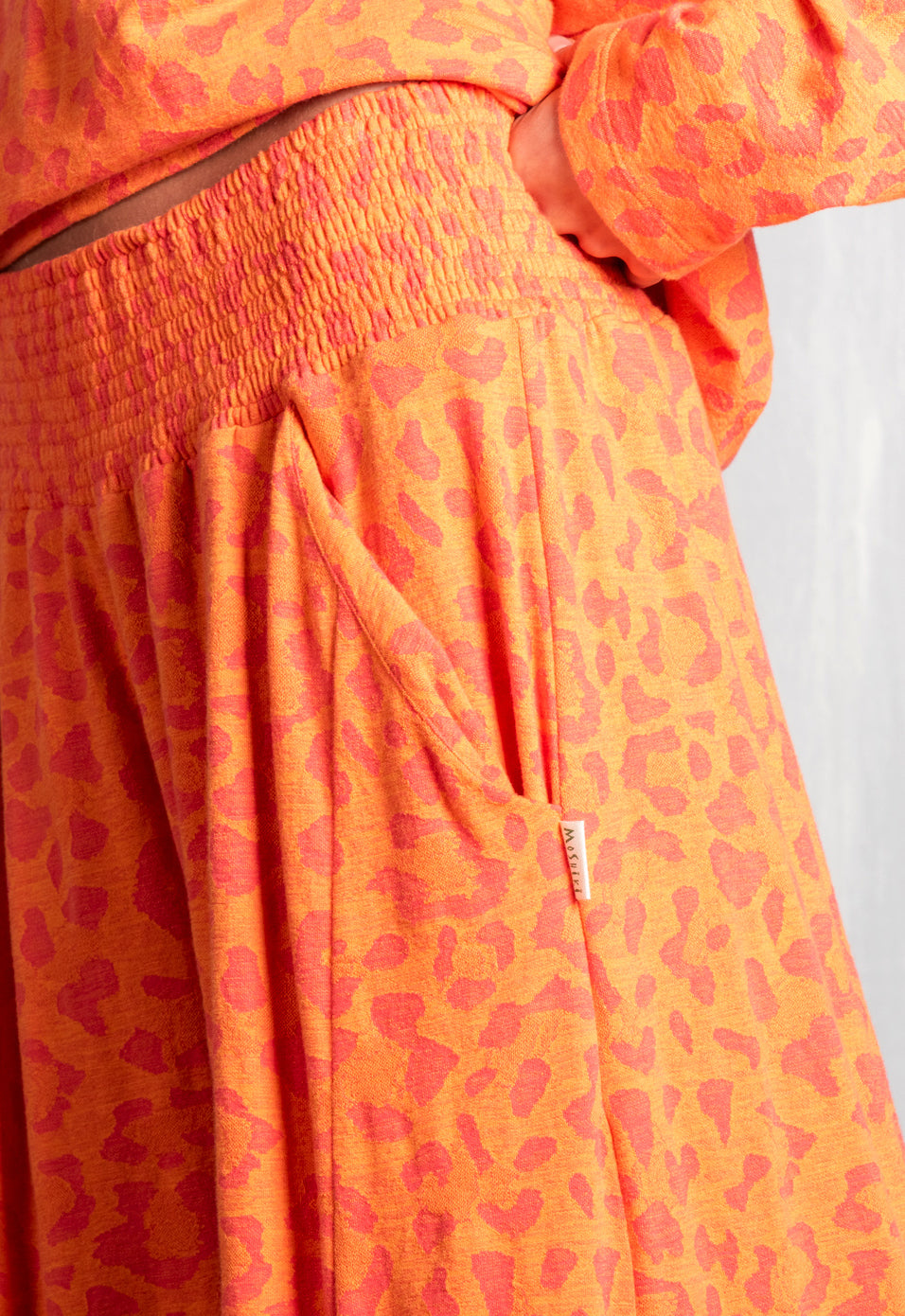 W25Pants-G2 – Weite Hose mit gesmoktem Bund – GOTS-zertifiziert