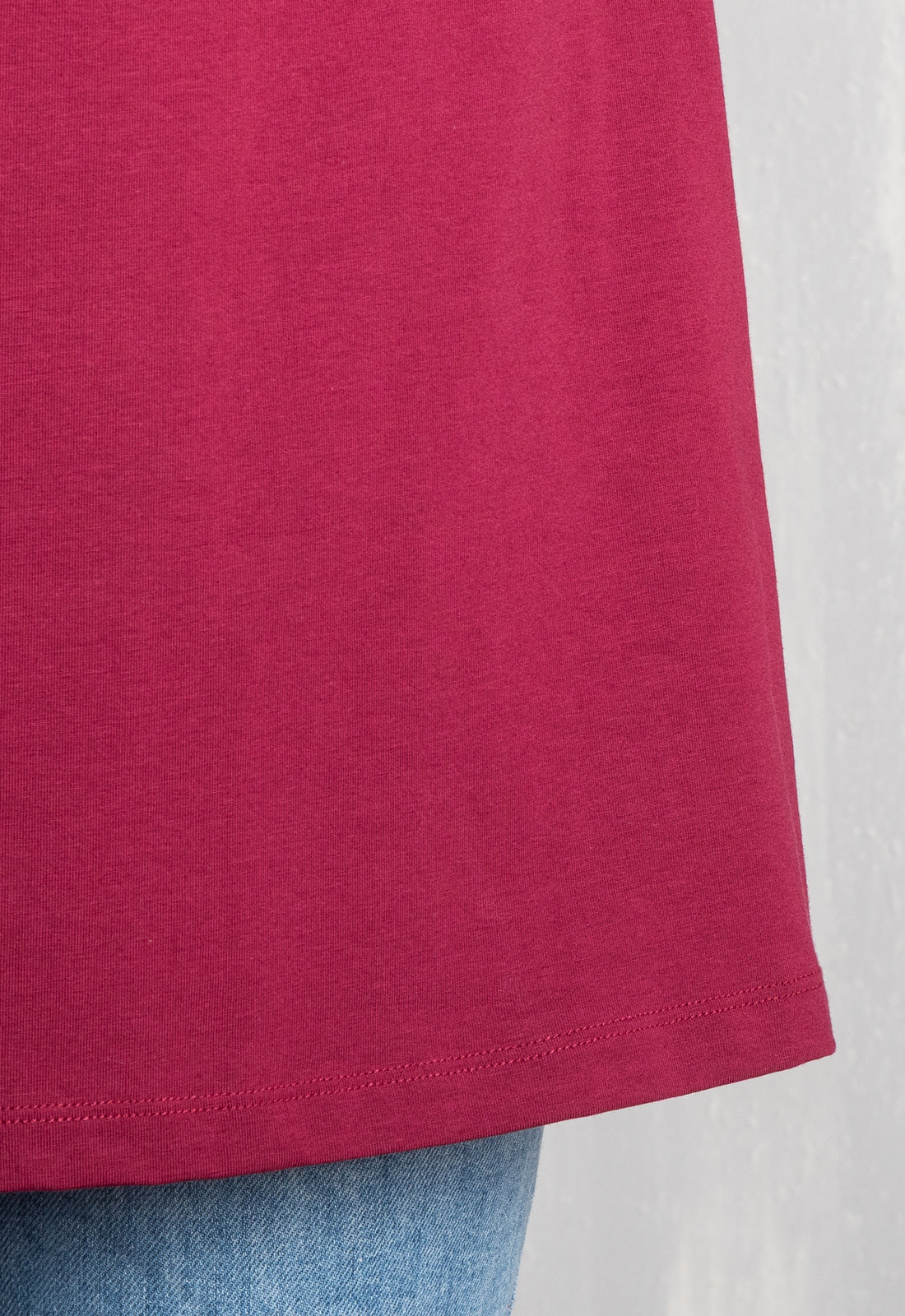 W25Top-G1 – Langes Jersey-Top mit Kellerfalte – GOTS-zertifiziert