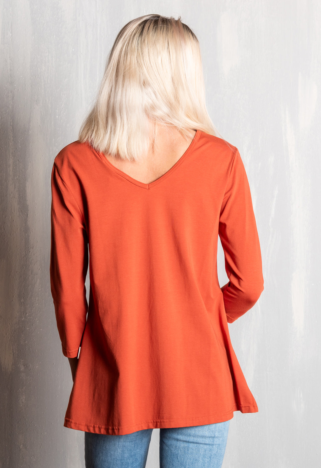 W25Top-G3 – Oberteil mit Halbarm und V-Ausschnitt hinten – GOTS-zertifiziert