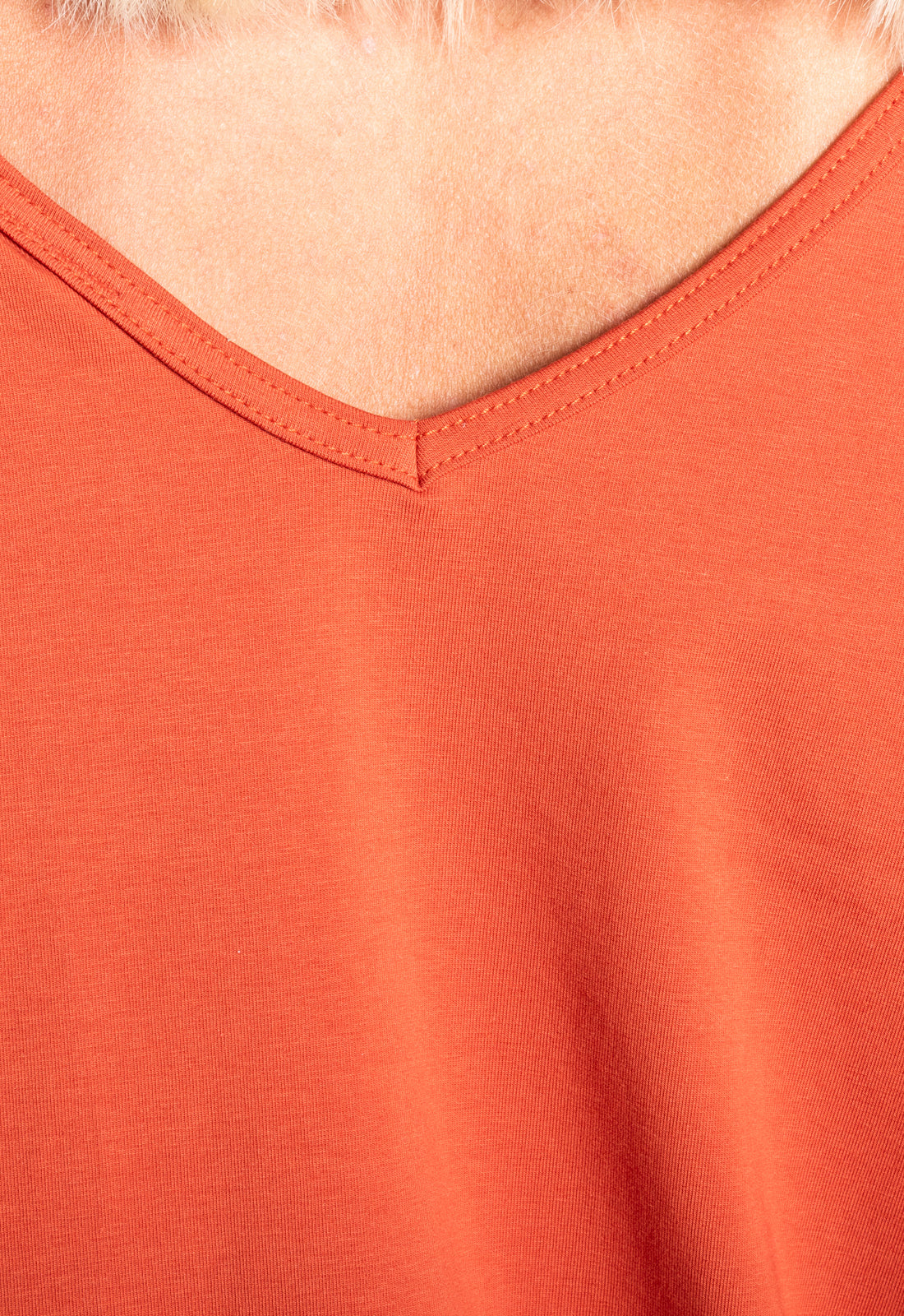 W25Top-G3 – Oberteil mit Halbarm und V-Ausschnitt hinten – GOTS-zertifiziert