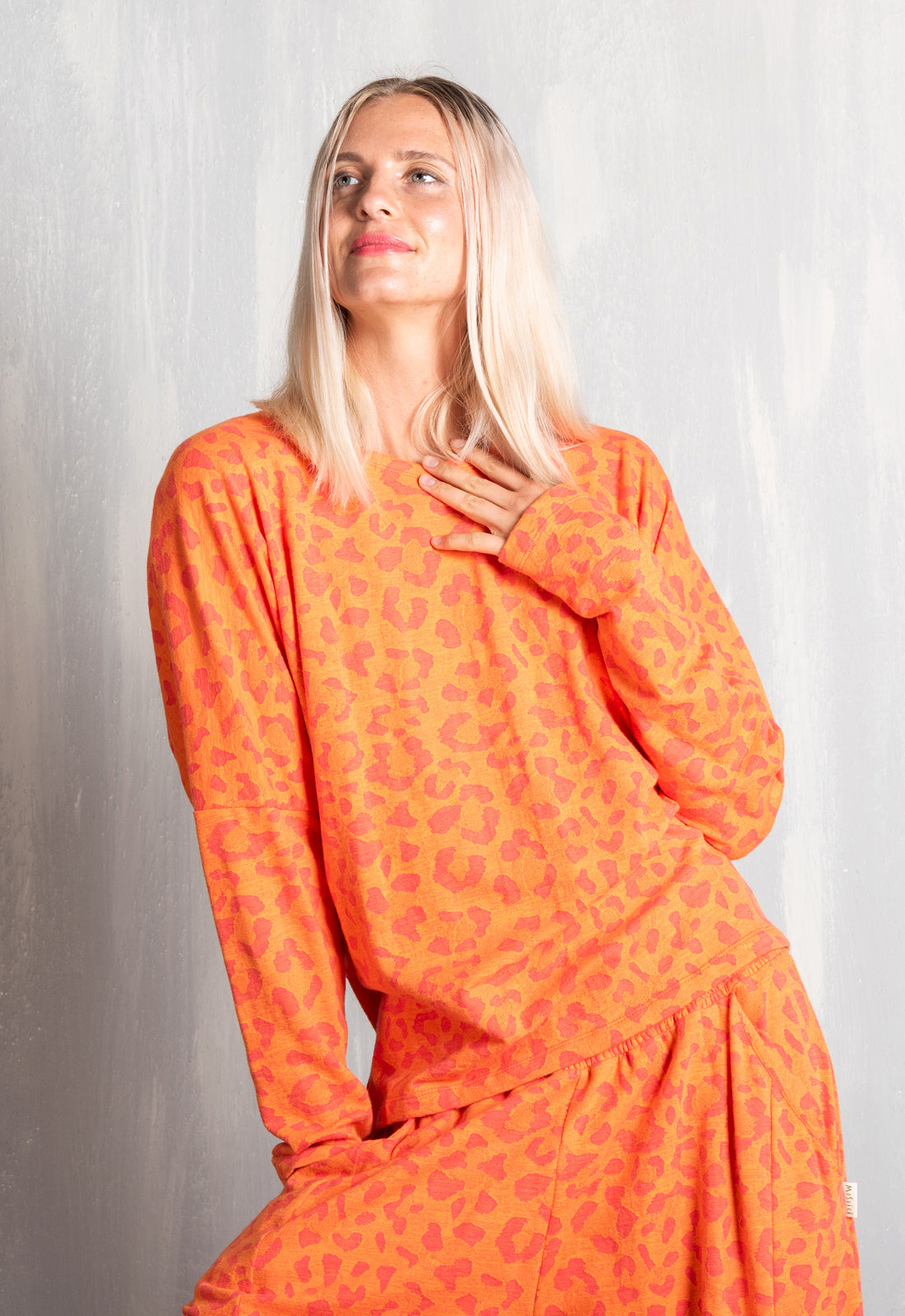 W25Top-G9 – Lockeres Top mit Fledermausärmeln – GOTS-zertifiziert