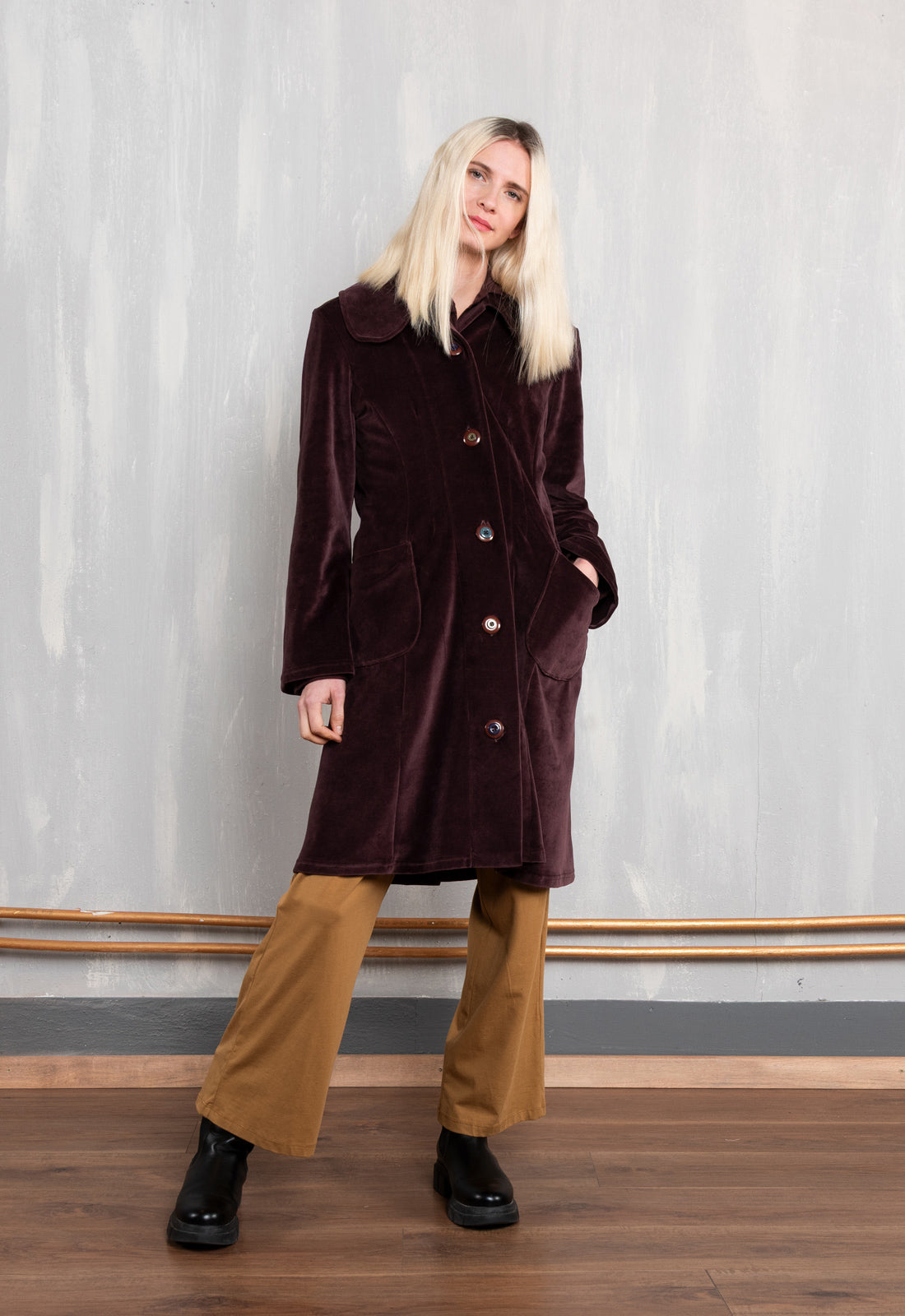 W26Jacket-G2 – Lange Samtjacke aus GOTS Bio-Baumwolle