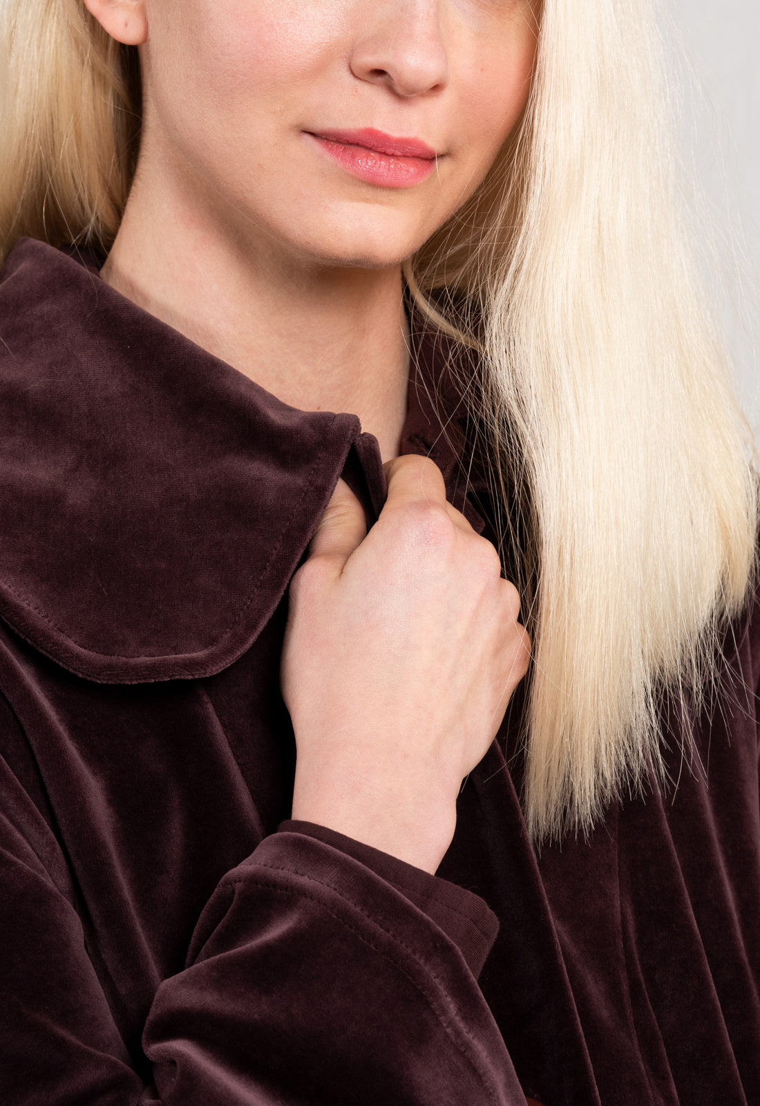 W26Jacket-G2 – Lange Samtjacke aus GOTS Bio-Baumwolle