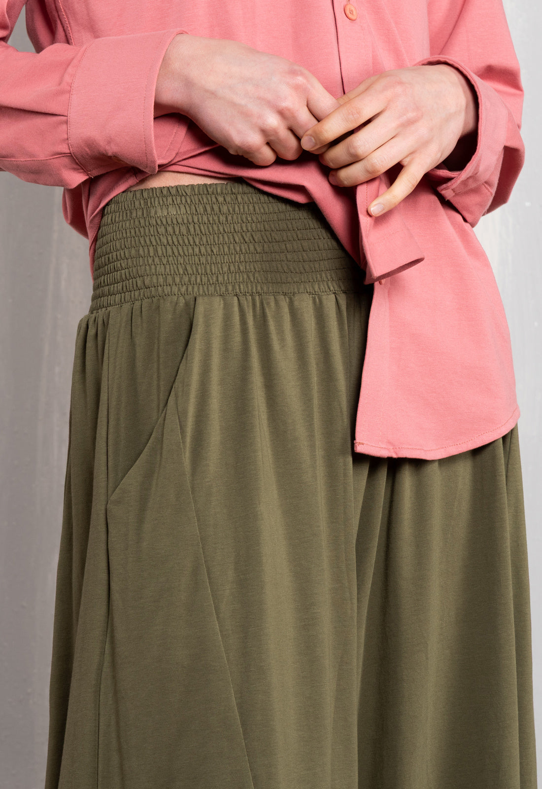 W26Pants-G1 – Weite Jerseyhose aus Bio-Baumwolle