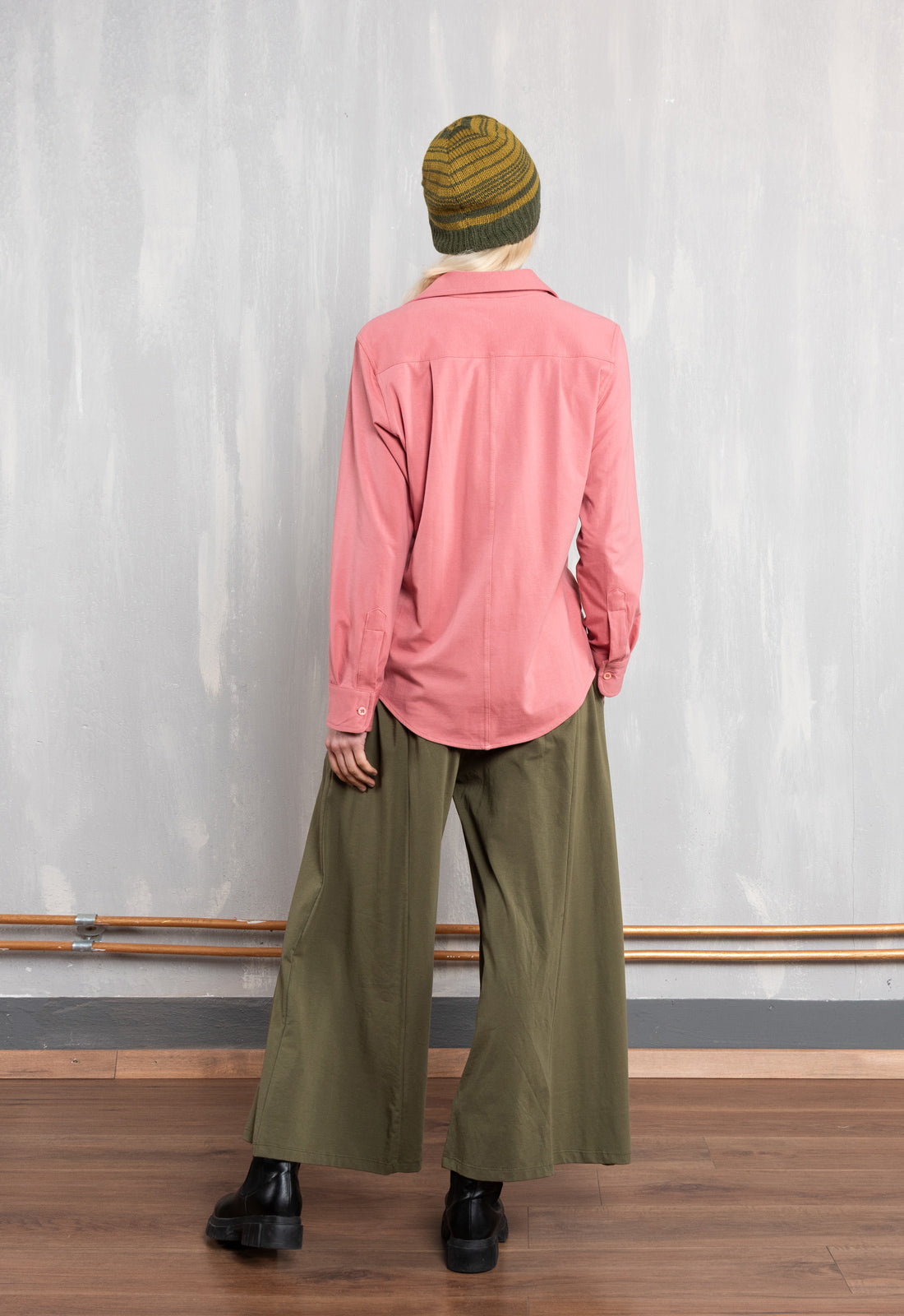 W26Pants-G1 – Weite Jerseyhose aus Bio-Baumwolle