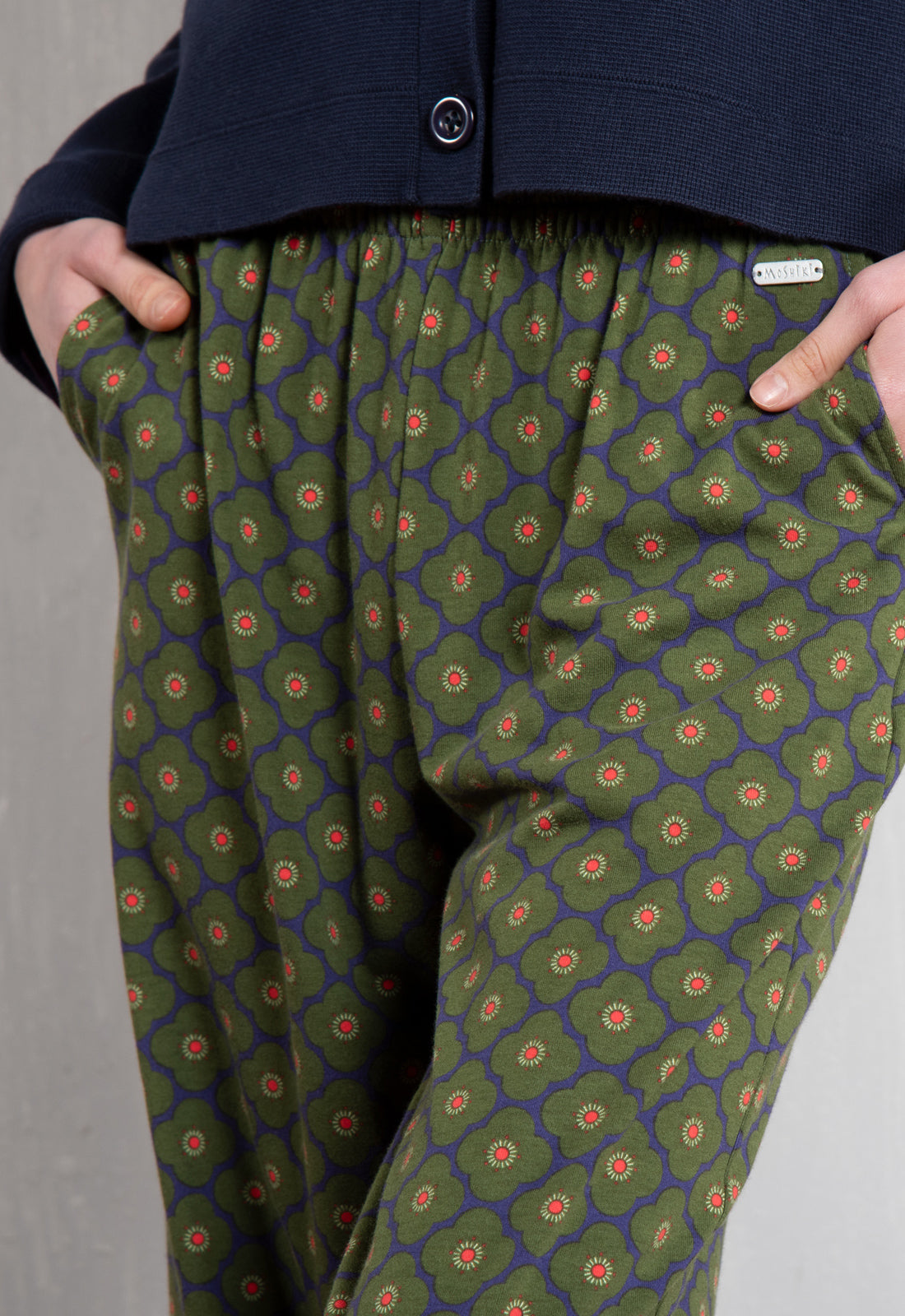 W26Pants-OC2 – Gerade Jerseyhose aus Bio-Baumwolle mit Taschen