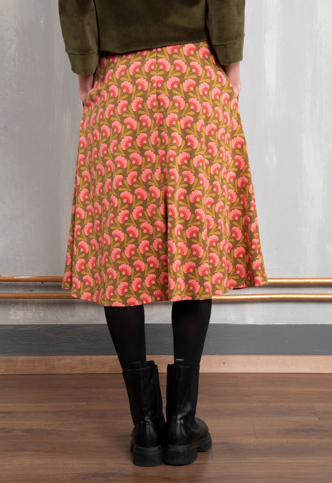 W26Skirt-OC1 – A-Linien-Rock aus Bio-Baumwoll-Jersey mit Taschen