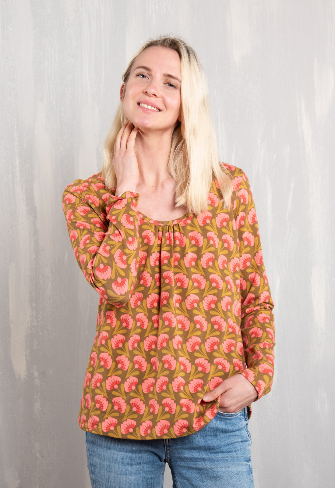 W26Top-OC1 – leicht ausgestelltes Bio-Baumwoll-Longsleeve