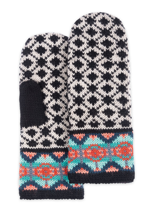 Akshara Mittens