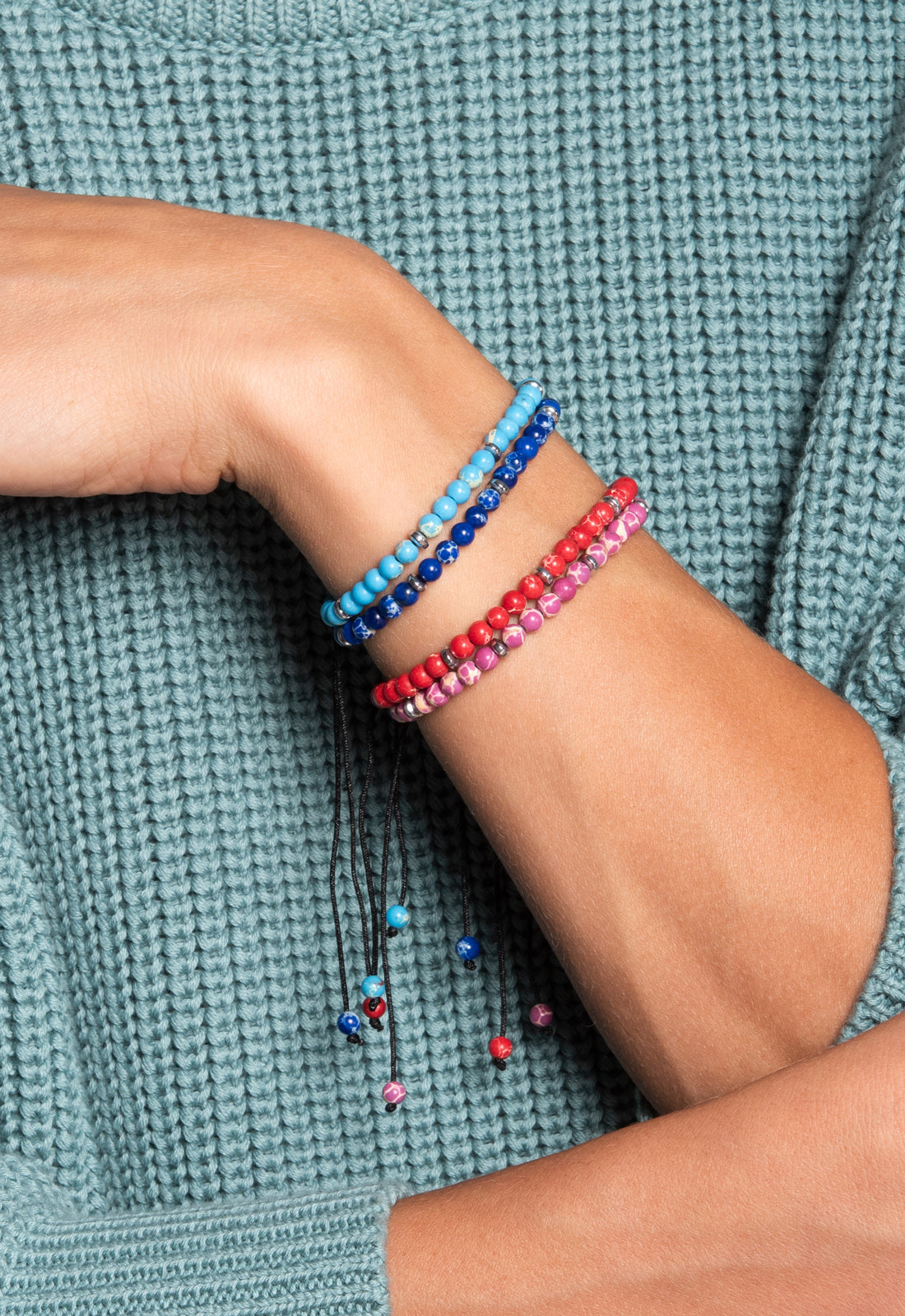 B3 - Verstellbares Naturstein-Armband mit Silberperlen – Stil trifft Bedeutung