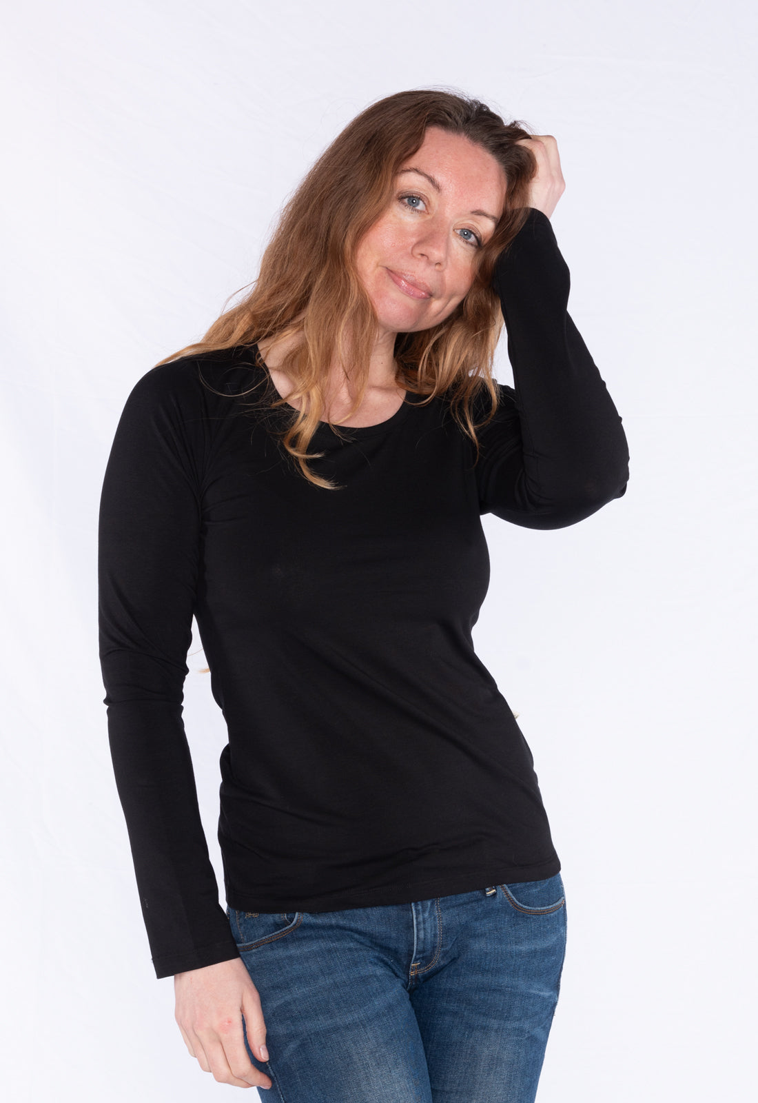 Classic fitted T-shirt with long sleeves - GT01W00
