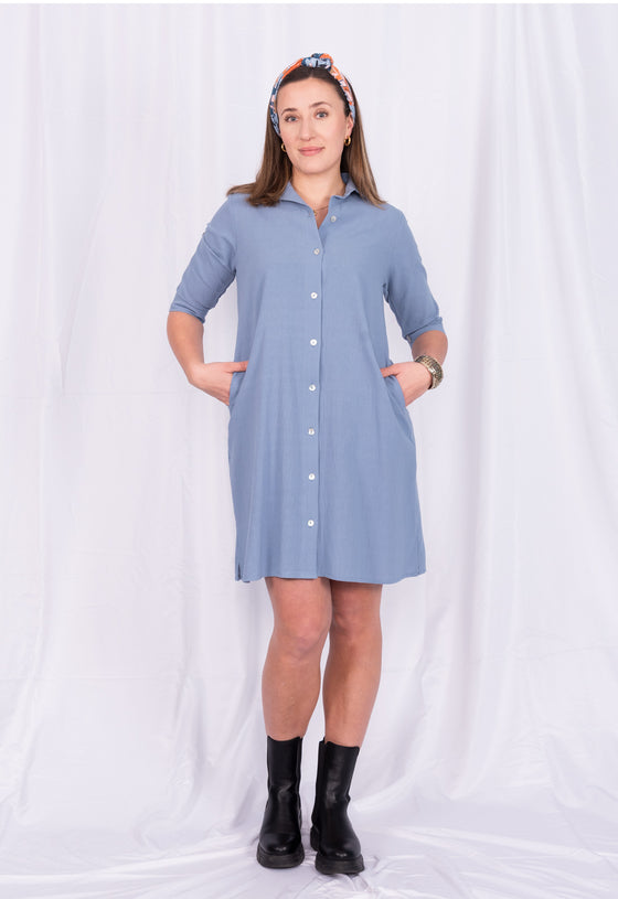 Lockeres Hemdkleid mit halblangen Ärmeln - CD02S23
